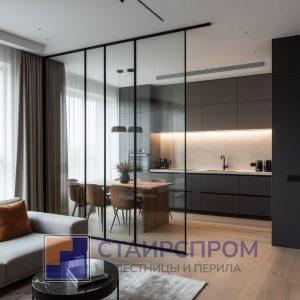 Перегородка между кухней и гостиной из стекла