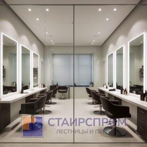 Стеклянные перегородки для салонов красоты