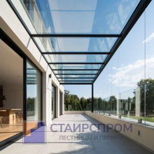 Стеклянный потолок на террасе