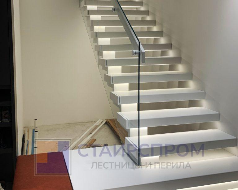 Ограждения из цветного самонесущего стекла - Stairsprom 14732752 d137 4317 8af3 d39a65308774