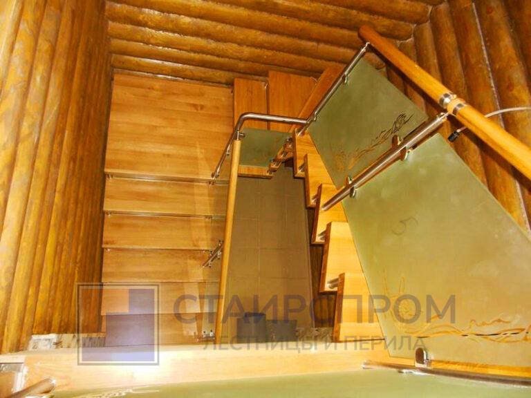 Ограждениями из стекла и нержавеющей стали для лестницы