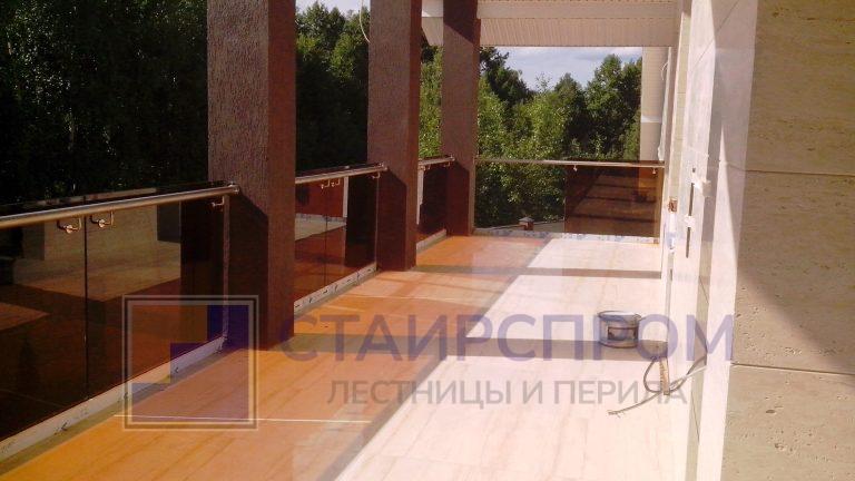 Ограждения для террас из стекла